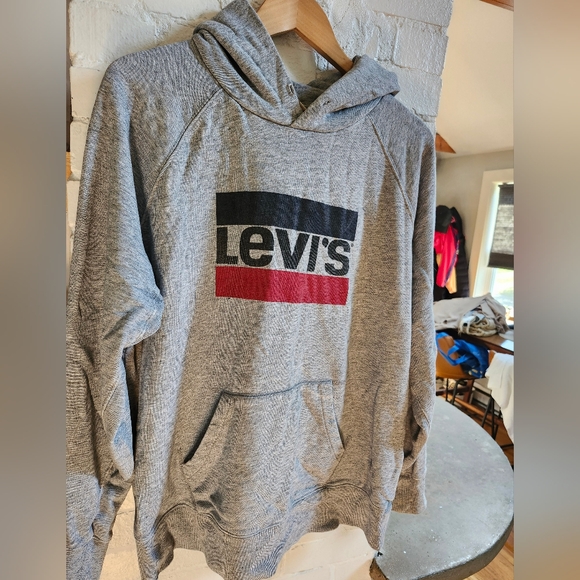 Levi's distressed hoodie - Picture 1 of 2